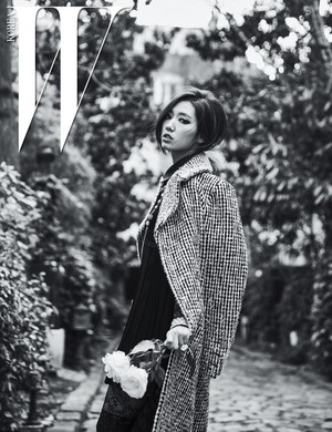 PARK SHIN HYE FOR W KOREA’S MAY 2016 ISSUE