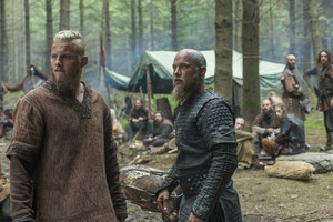 Vikings "Death All 'Round" (2x09) promotional picture