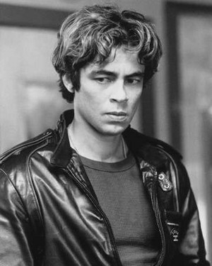  1.young Benicio Del Toro
