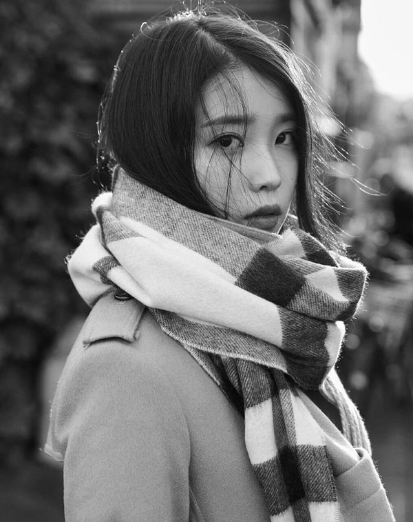  160516 Unreleased foto of IU from Marie Claire