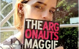  Emma Watson promotes Maggie Nelson's 'The Argonauts'