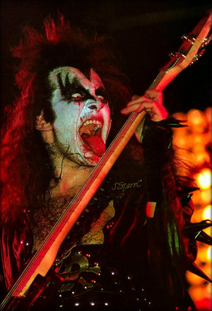  Gene ~Long Beach, California...May 31, 1975 (Dressed To Kill tour)﻿