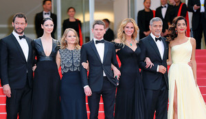  Jack O'Connell and the cast of "Money Monster" at the Cannes Film Festival Premiere