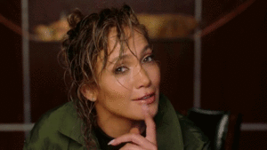  Jennifer Lopez in “Ain’t your mama” musique video