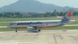  Jetstar Pacific A320 at NIA