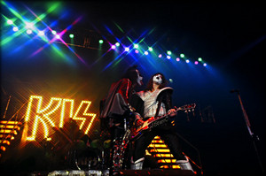  吻乐队（Kiss） ~Detroit, Michigan…January 20, 1978