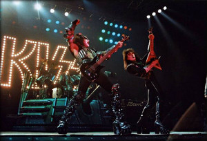  Kiss ~Houston, Texas…March 10, 1983 (Creatures Of The Night tour)