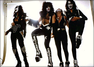 KISS ~Los Angeles, California…May 30, 1975 (White Room session)