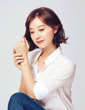  Kim Ji Won