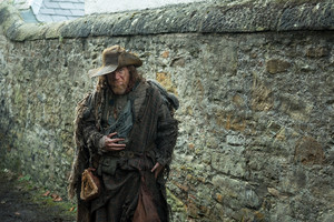  Outlander "Vengeance Is Mine" (2x11) promotional picture