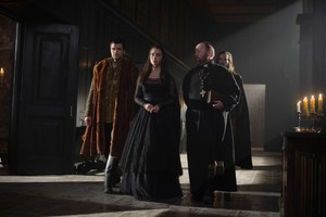  Reign "Spiders in a Jar" (3x18) promotional picture