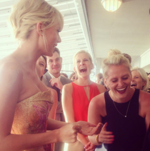 Taylor schnell, swift at a fan's wedding