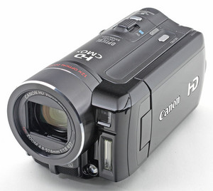  Canon HF10 front