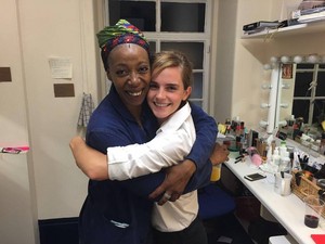  Emma Watson at 'Harry Potter and the Cursed Child' in Luân Đôn [July 06, 2016]