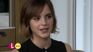  Emma Watson on Lorraine 显示