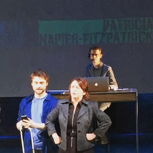  Exclusive: Daniel Radcliffe Stage mostrar 'Privacy'. (Fb.com/DanielJacobRadcliffeFanClub)
