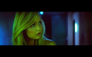 Gigi in Calvin Harris' How Deep Is Your Love موسیقی Video