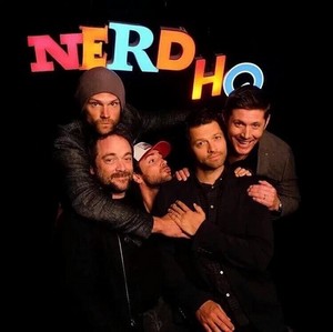 Misha, Jensen, Jared, Mark and Zachary Levi 