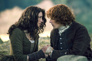  Outlander "Dragonfly in Amber" (2x13) promotional picture