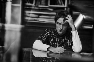  Robert Pattinson Dior Homme Summer 2016