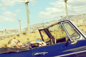  Taeyeon 1st teaser image for 2nd mini album ''Why''