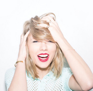 Taylor Swift 1989 photoshoot miley cyrus and taylor swift 37956350 1242 1216