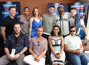  The Flash Cast