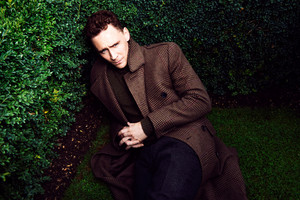  Tom Hiddleston - GQ UK Photoshoot - November 2013