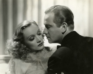  Angel – Jäger der Finsternis (1937)