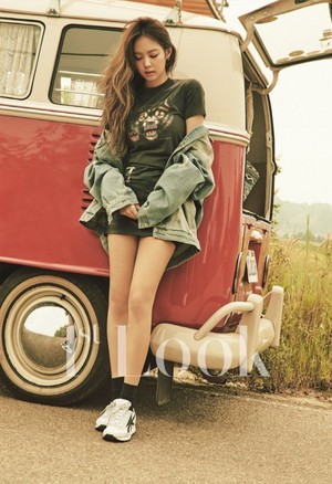  Black roze rock vintage casual fashion for '1st Look'