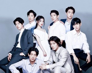  Cosmopolitan Korea bintang Style: Moon pasangan - Scarlet jantung Ryeo Casts