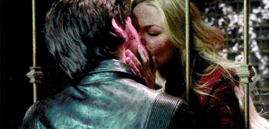  Emma and Hook kiss-Season 5