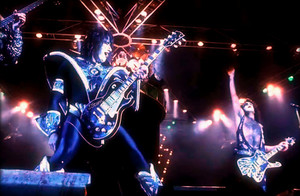  吻乐队（Kiss） ~Montreal, Quebec, Canada…August 6, 1979