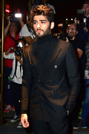 Zayn Malik Fan Club | Fansite with photos, videos, and more