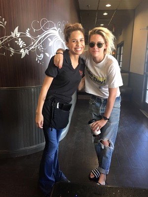 New Fan Photo of Kristen In Arizona