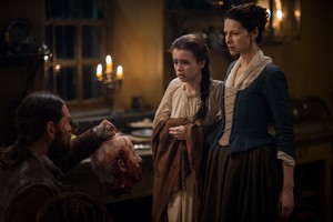  Outlander "Vengeance Is Mine" (2x11) promotional picture
