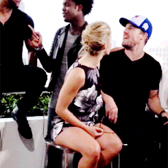  Stephen and Emily बी टी एस of @enews​ interview at SDCC