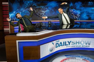  Super Exclusive: Daniel Radcliffe Joins 'The Daily Show' (Fb.com/DanielJacobRadcliffeFanClub)