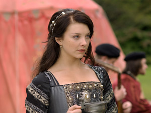  Anne Boleyn (The Tudors)