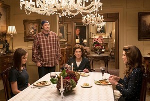  Gilmore Girls Revival: Official चित्रो