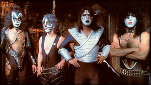  키스 ~Valencia, California…May 19, 1978 (KISS Meets the Phantom of the Park)