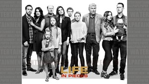  Life in Pieces Обои