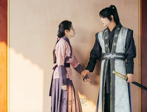  Moon Kekasih : Scarlet hati, tengah-tengah Ryeo