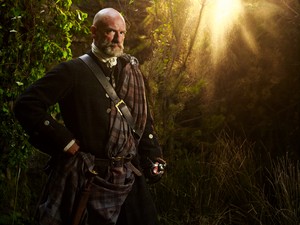  Outlander Dougal McKenzie Season 1 Official Picture