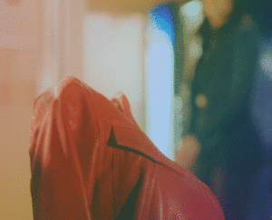 Regina ft. Emma's red jacket (deleted scene)