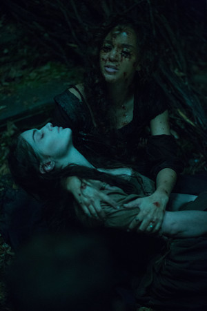  Salem "After The Fall" (3x01) promotional picture