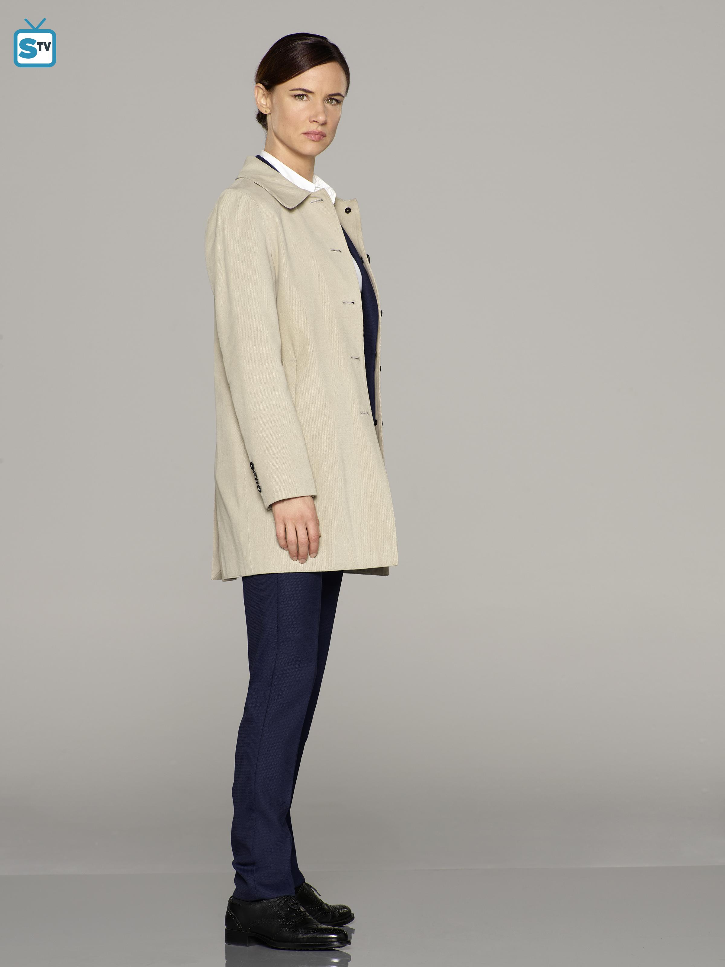 Secrets and Lies - Season 2 Portrait - Juliette Lewis as Detective Andrea Cornell