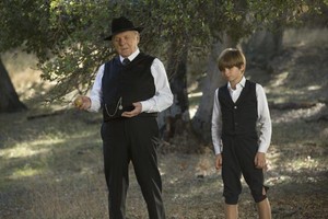  Westworld "The Adversary" (1x06) promotional picture