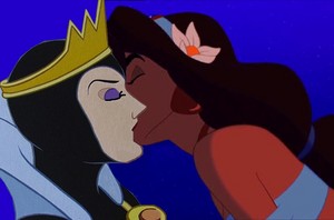 jasmine and the evil queen kiss