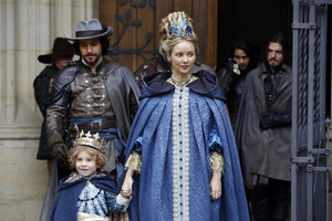 queen anne and aramis with athos